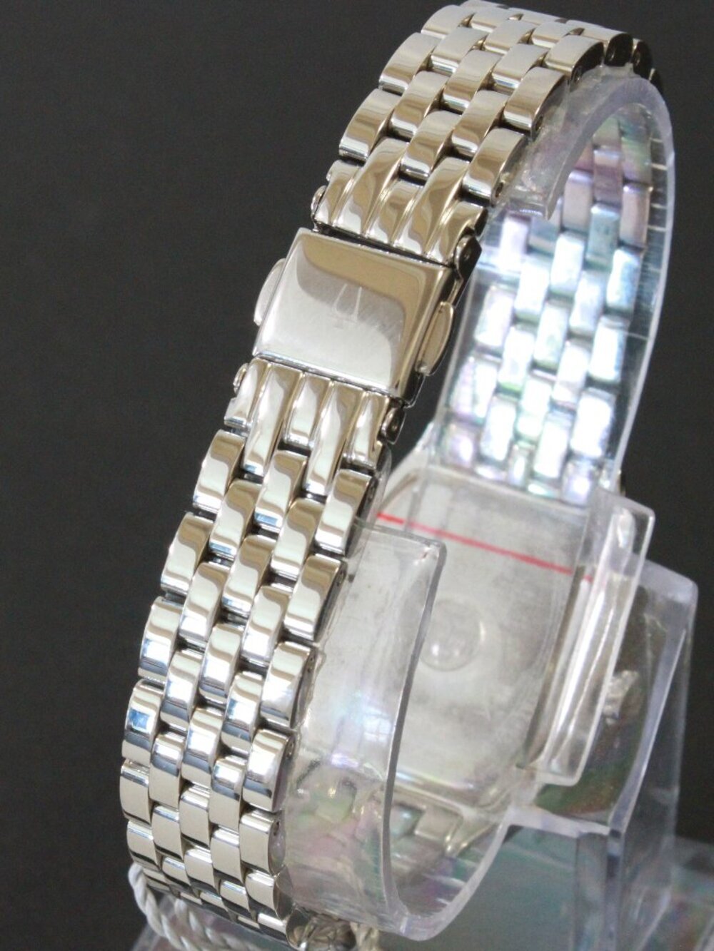 Bulova Ladies Diamond Accent Quartz Watch Diamond Embedded Bezel 26mm - Picture 11 of 13